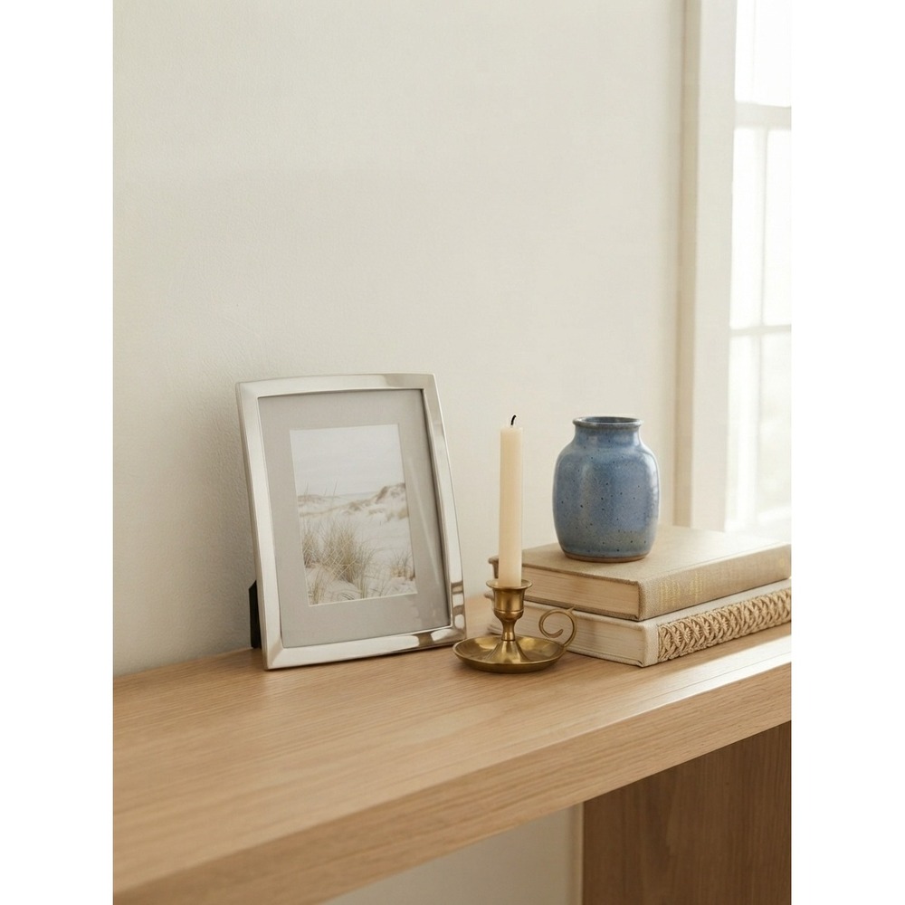 Crate & Barrel Umbra Eliza Silver Shiny 5x7 Photo Frame Modern Metal 448-478